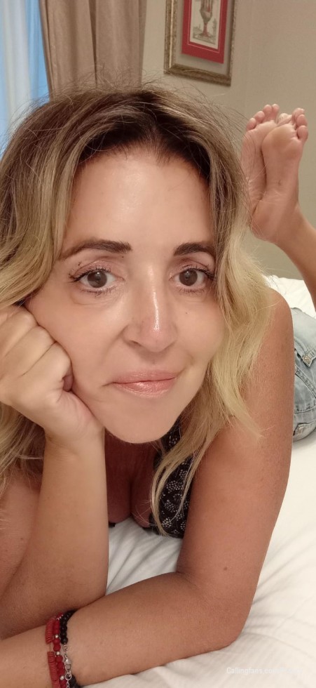 “Se ti va di parlare con qualcuno che sa ascoltare, sono qui.”