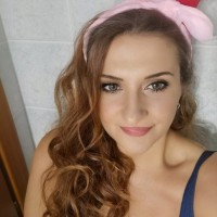 Redrose - Calling Fans - Platform that monetizes your social activity